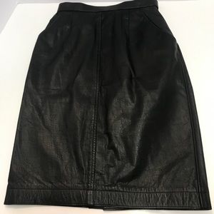 5th Club Black Leather pencil skirt